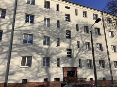 Sanierte 2-R-Wohnung Hochparterre sucht Mieter