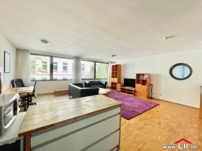 Skylight Frankfurt: großzügiges 2-Zimmer-Apartment