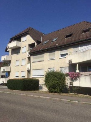 Frisch für Sie saniert – Schöne 2-Zimmer-Wohnung mit Balkon!