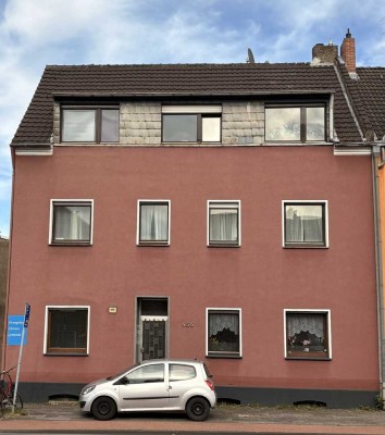 Mehrfamilienhaus mit freistehendem Bungalow und Tiefgarage in Duisburg Vierlinden