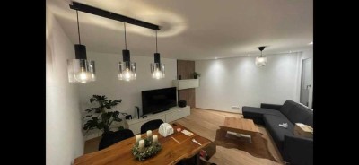 Wunderschöne (Neuwertige) 2 ZKB Wohnung EBK u. Balkon in Kempten-Stiftallmey