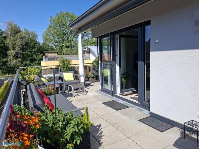 Stylische 3-ZI-Maisonette in modernem Wohnhaus mit Top-Ausstattung &amp; riesiger Dachterrasse!
