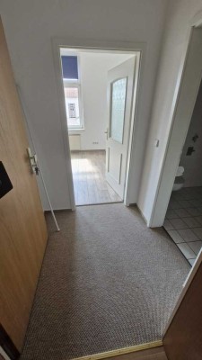 Sanierte 1-Zimmer Wohnung mit Einbauküche in Stadtfeld Ost