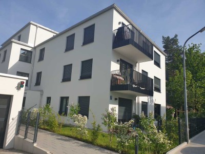 Exklusiver Neubau - 5-Zimmer-Wohnungen ca. 106 m² im EG mit Terrasse