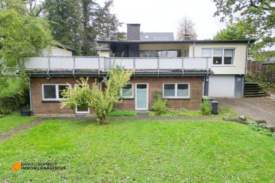 Einzigartiges Einfamilienhaus in Reichshof – Ruhige Alleinlage mit großer Dachterrasse