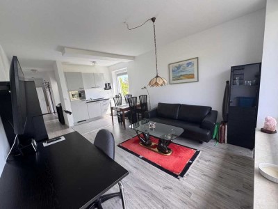 Wunderschöne VOLL MÖBLIERTE Wohnung /Wohnen auf Zeit/ 2 Zimmer mit Süd-Balkon inklusiveTG Stellplatz