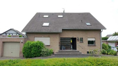 Gepflegtes Ein- oder Zweifamilienhaus in Top-Wohnlage in Rees-Haldern