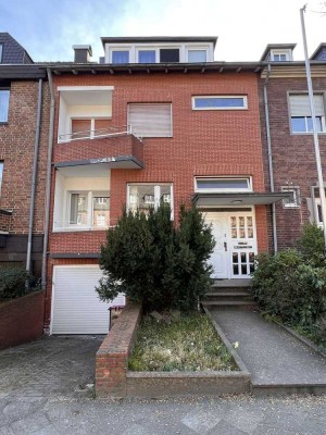 Neuss-Stadtgarten/Dreikönigenviertel: Gepflegtes und modernisiertes Zweifam.-Haus mit Garage Büro,