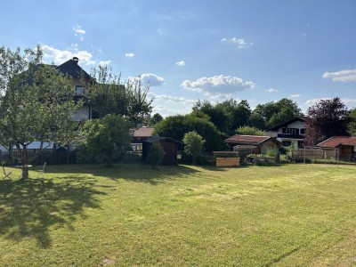 Kernsaniertes möbliertes 1-Zimmer mit Garten, Einbauküche, Waschmaschine