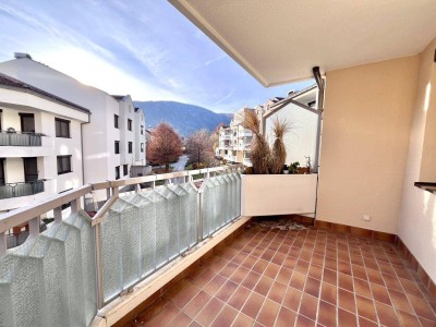 sofort verfügbar, perfekte Raumaufteilung, sonnige ruhige Lage, 3-Zimmer, Balkon &amp; Garage