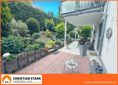 Vom Haus in die Wohnung mit Garten - nur 2 Parteien.
Garage mit Raum fürs Hobby!