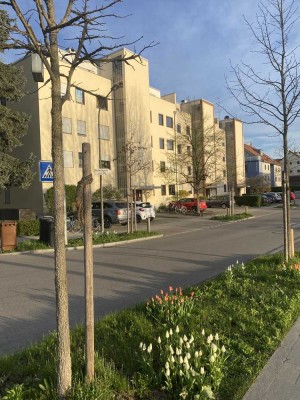 Kapitalanleger aufgepasst ! Ismaning- zentral  in S-Bahn Nähe gelegene  3- Zimmer Wohnung