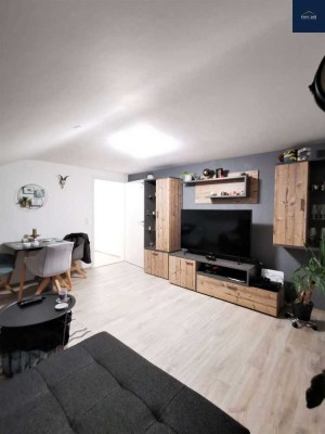 +Schöne und zeitgemäße 2-Zi.Whg mit Balkon, EBK Gartenanteil&Garagenstellplatz in Kornwestheim+