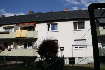 Schicke 2-Zimmer Wohnung mit Balkon und Gartenanteil in ruhiger Wohnlage von Gremberghoven