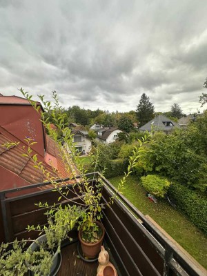 2-Zimmer-Dachgeschosswohnung +Dachboden in Sendling, vermietet für Kapitalanleger oder Selbstnutzer!