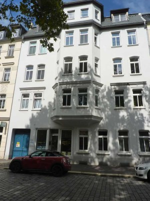 Möblierte 2-Zimmer-Erdgeschosswohnung oder WG-Zimmer in Gera-Ost, zentrumsnah