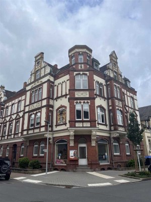 6 Zimmer Altbau-Wohnung