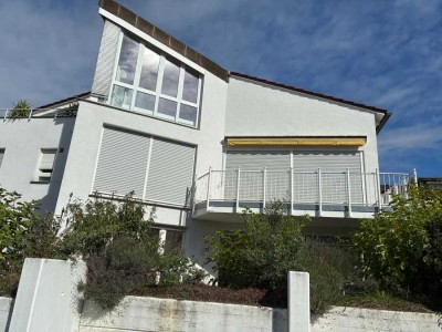 Provisionsfrei* Attraktive 3,5-Zimmer-Erdgeschosswohnung mit Terrasse und Garten in Bietigheim - Auf