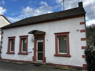 Preiswertes 8-Raum-Familienhaus in Beckingen