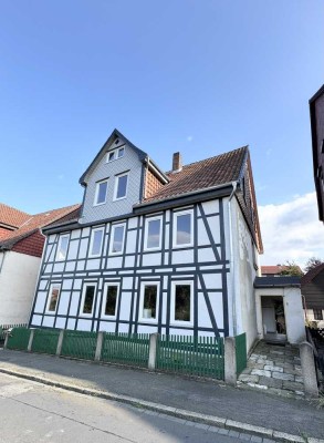 Mehrfamilienhaus mit Entwicklungspotenzial in Goslar – 6 Einheiten möglich + vermieteter Anbau