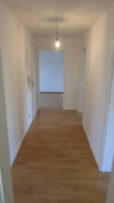 Für jedes Alter / frisch renoviert / provisionsfrei / 4-Familienhaus