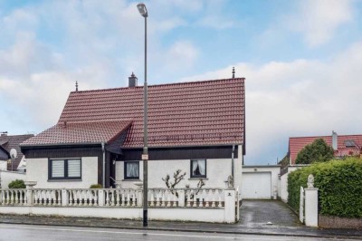 Attraktives Einfamilienhaus auf großem Eigentumsgrundstück – Nähe PRE-Park