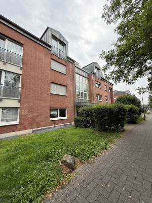Attraktive 3-Zimmer Wohnung mit Garten- in Köln-Blumenberg