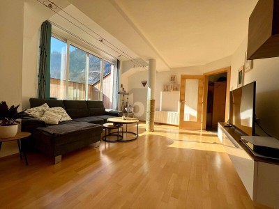 SANIERT MIT SONNIGER LOGGIA IN RUHIGER LAGE