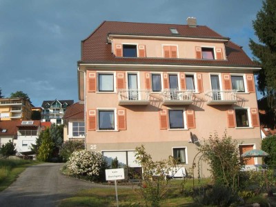 Herrliche 3 Zimmer-Wohnung in direkter Seenähe