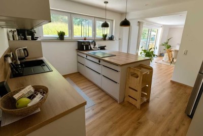 Attraktives Zweifamilienhaus in Merchweiler-Wemmetsweiler