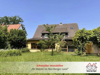 Traumgrundstück am Wiesengrund: Großzügiges Familienhaus mit großem Traumgarten in Rückersdorf