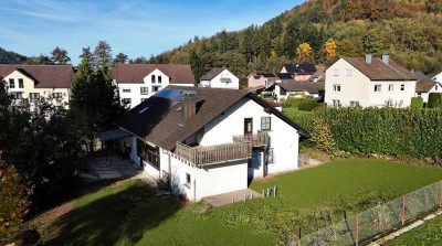 Großes Einfamilienhaus mit Garten u Carport * in Lahr-Reichenbach