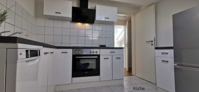 Renovierte, helle 3 Zimmer DG Wohnung mit Küche und Gäste WC in Kohlscheid