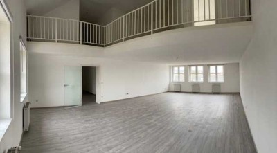 Maisonette-Traum/ Wohnen am Innenhafen auf großzügigen 170m² Aufzug und Stellplatz vorhanden