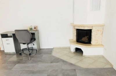 Schönes WG Zimmer - für Frauen