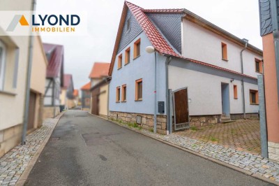 Zwei Generationen unter einem Dach, vielseitiges Haus in Hüpstedt!