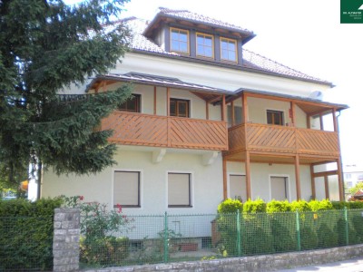 Ruhige Stadtwohnung mit Balkon und schönem abgetrennten Garten