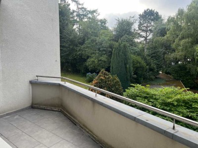 Teilrenovierte 3-Zimmer-Wohnung mit Balkon in Burscheid