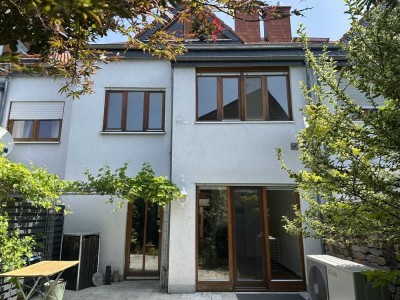 Platz zum Leben & Wohlfühlen – Familienfreundliches Reihenhaus mit Garten