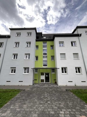 Stuttgart- 2,5 -Zimmer Wohnung mit Balkon