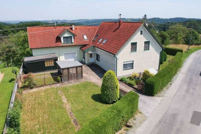 Geräumiges Wohnhaus mit 7.385m² in Deutsch Kaltenbrunn mit Blick auf die Riegersburg