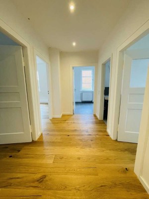 Sanierte 2,5-Zimmerwohnung im Märchenviertel