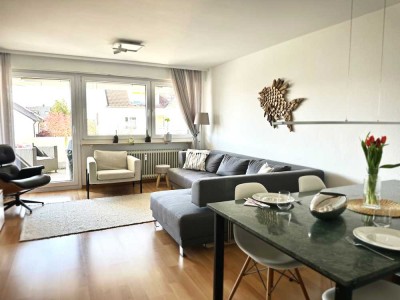 Sehr gepflegte 3-Zimmer-Wohnung mit Balkon, Garage und zusätzlichem Stellplatz