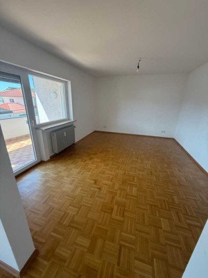 Modernisierte 3-Zimmer-Wohnung mit Balkon und Einbauküche in Salach