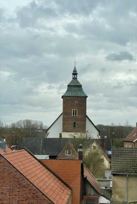 Modernisierte 4-Raum-Wohnung mit Balkon und Einbauküche in Münster