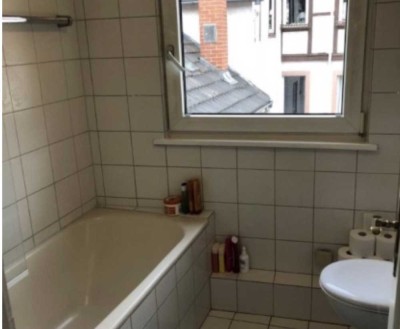 Modernisierte 2-Zimmer-Wohnung mit EBK in Weinheim