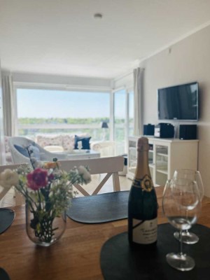 Voll ausgestattete Ferienwohnung mit Seesicht – mietbar bis Jahresende