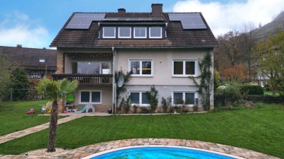 *KAUFPREISREDUZIERUNG*Einfamilienhaus mit tollem Grundstück und Pool