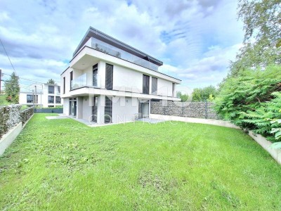 Modern Semi-detached House with Garden - UNO CITY - Moderne Doppelhaushälfte mit großzügigem Garten