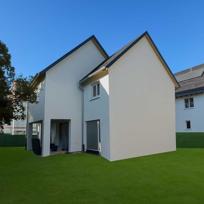Viel Platz für Lebensträume – Neubau-Einfamilienhaus  mit Einliegerwohnung im Erstbezug